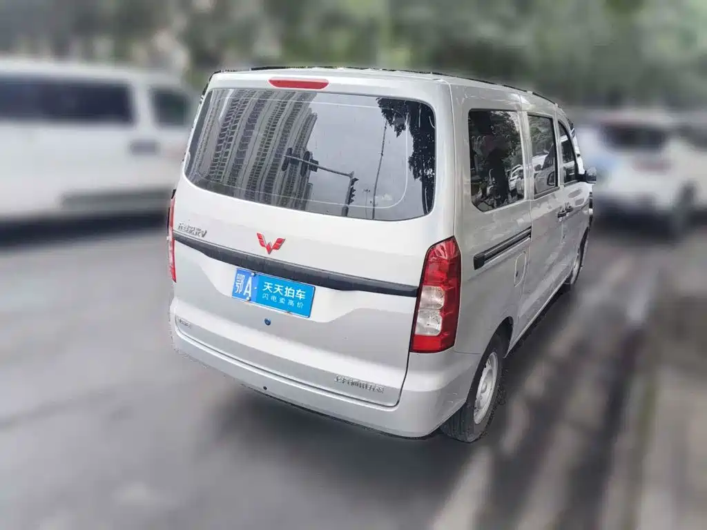 Wuling Motors Wuling Hongguang V 2026 2022 1.5L Dynamic Edition Hydraulic Power Steering LAR