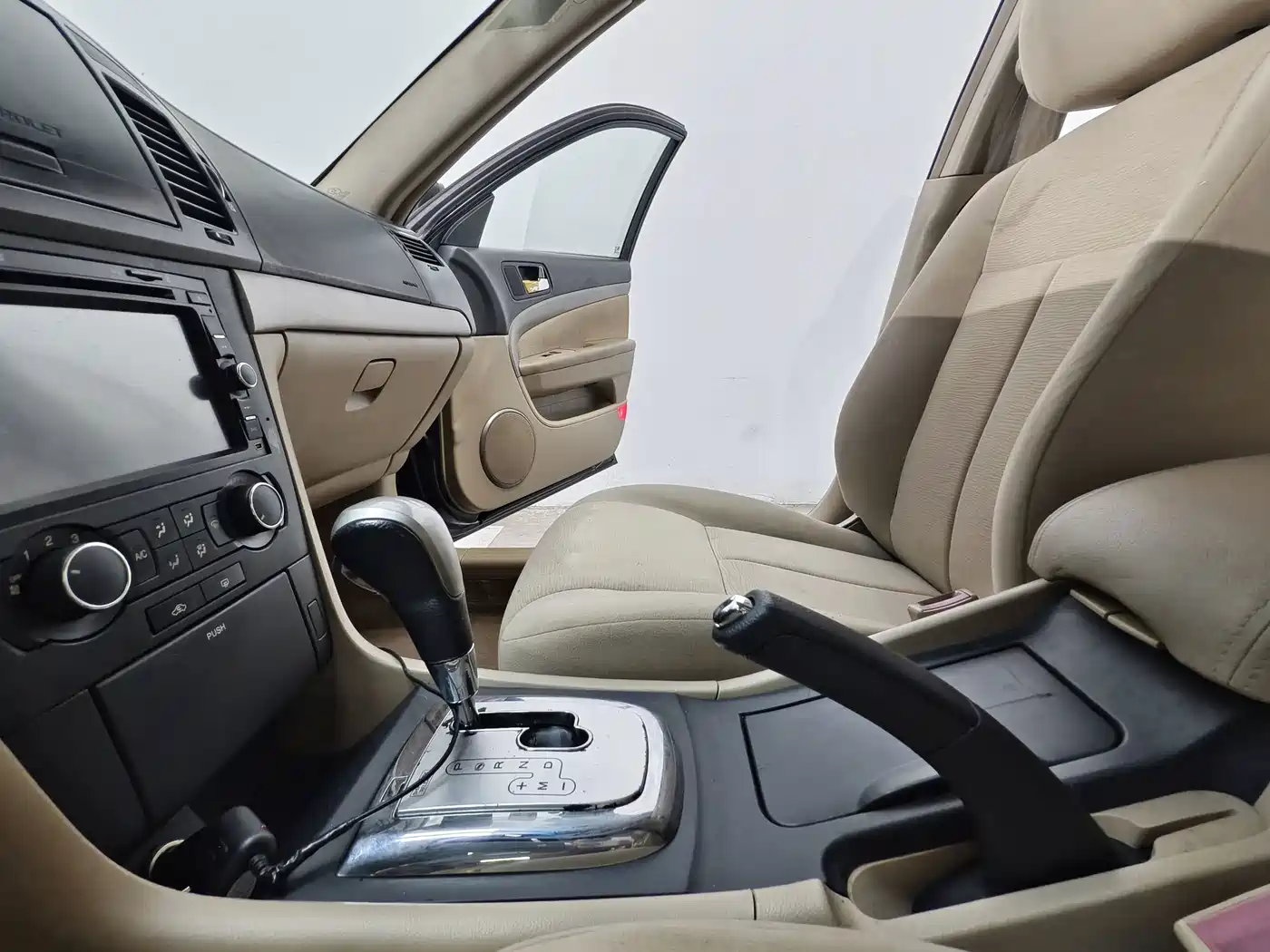 Chevrolet Epica 2012 2012 1.8 Comfort AT
