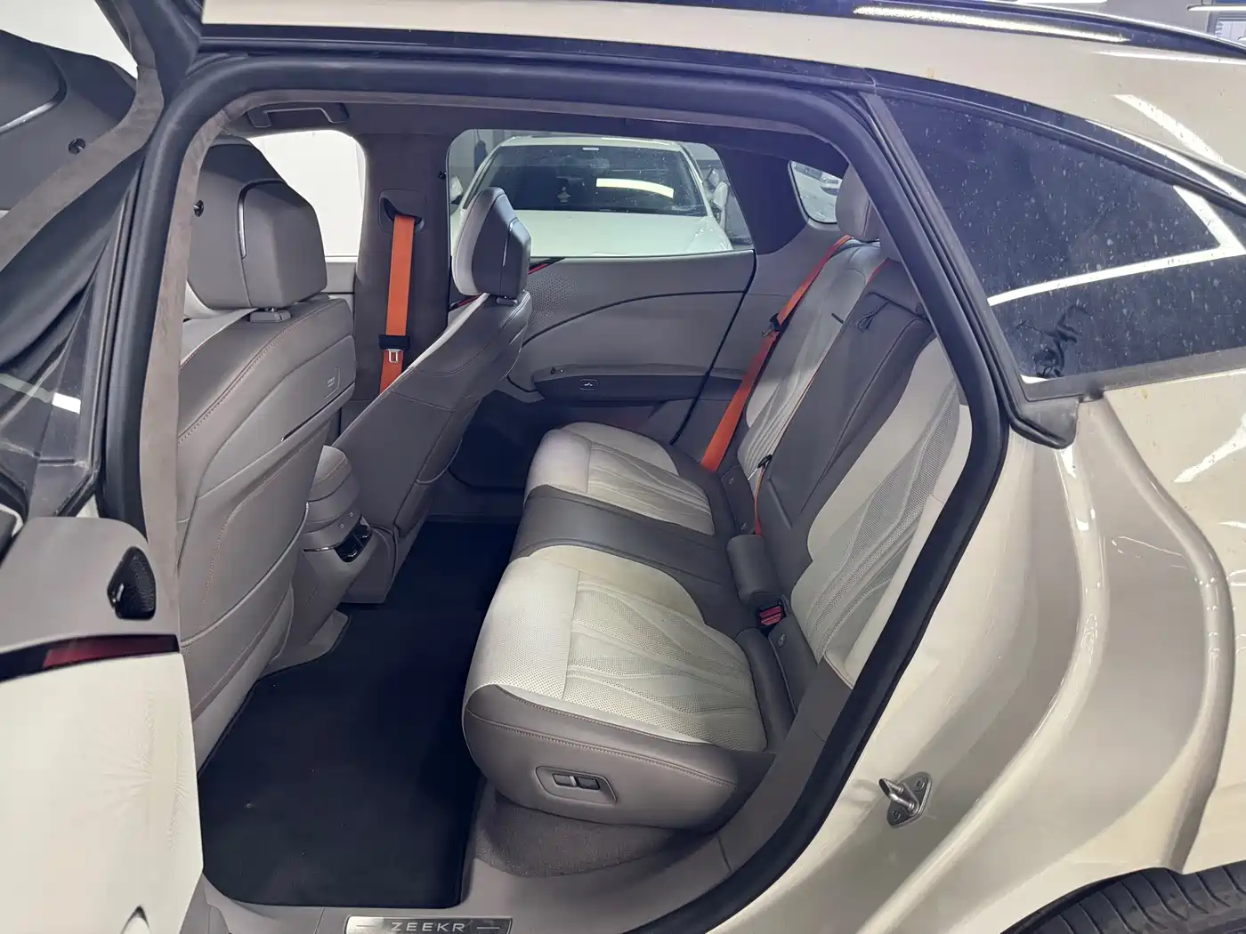 Zeekr 007GT 2025 Long Range RWD Smart Driving Edition 100kWh фото 6