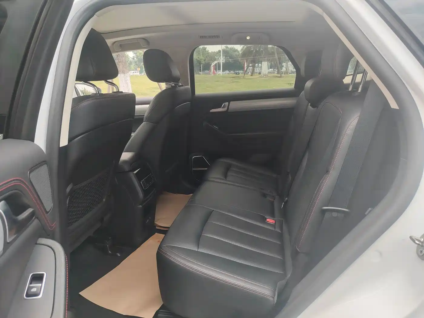 BYD Tang New Energy 2018 DM 2.0T AWD Smart Connection Enjoy Edition 7-Seater China V фото 13