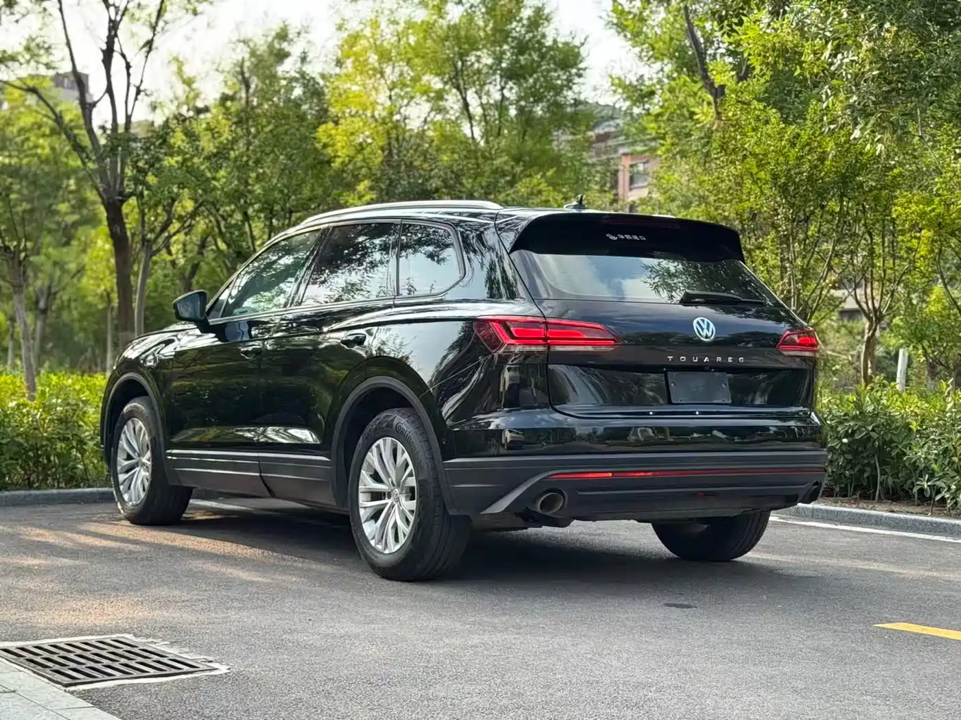 Фото 4 - Volkswagen Touareg