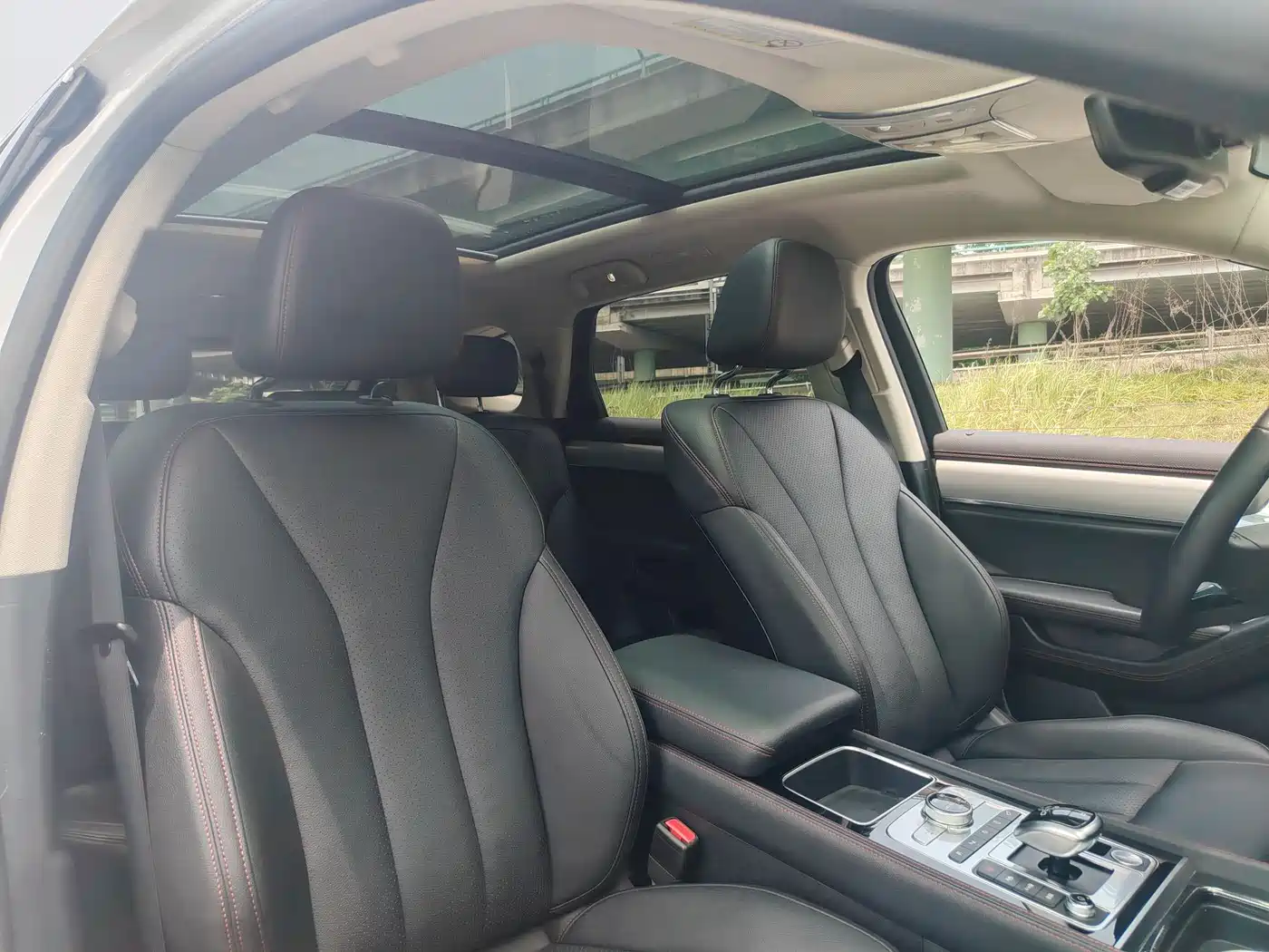 BYD Tang New Energy 2018 DM 2.0T AWD Smart Connection Enjoy Edition 7-Seater China V фото 16