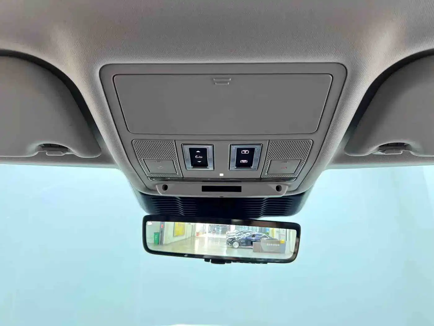 LAND ROVER RANGE ROVER AURORA