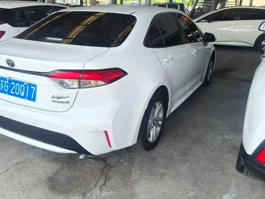 Toyota Levin 2022 Dual Engine 1.8H E-CVT Sport Edition фото 9
