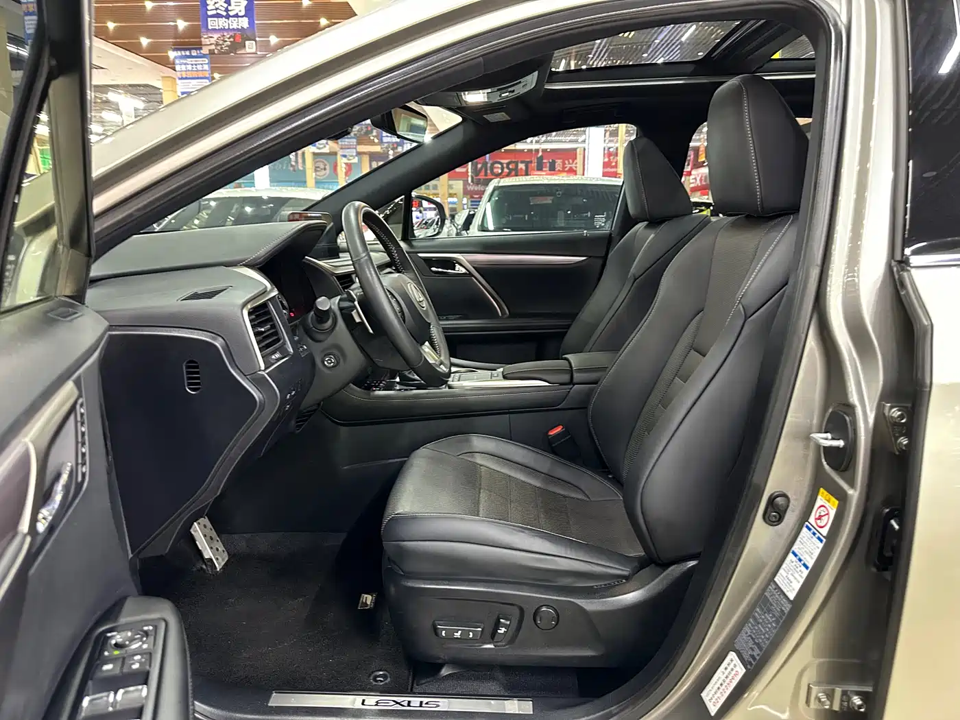 LEXUS RX
