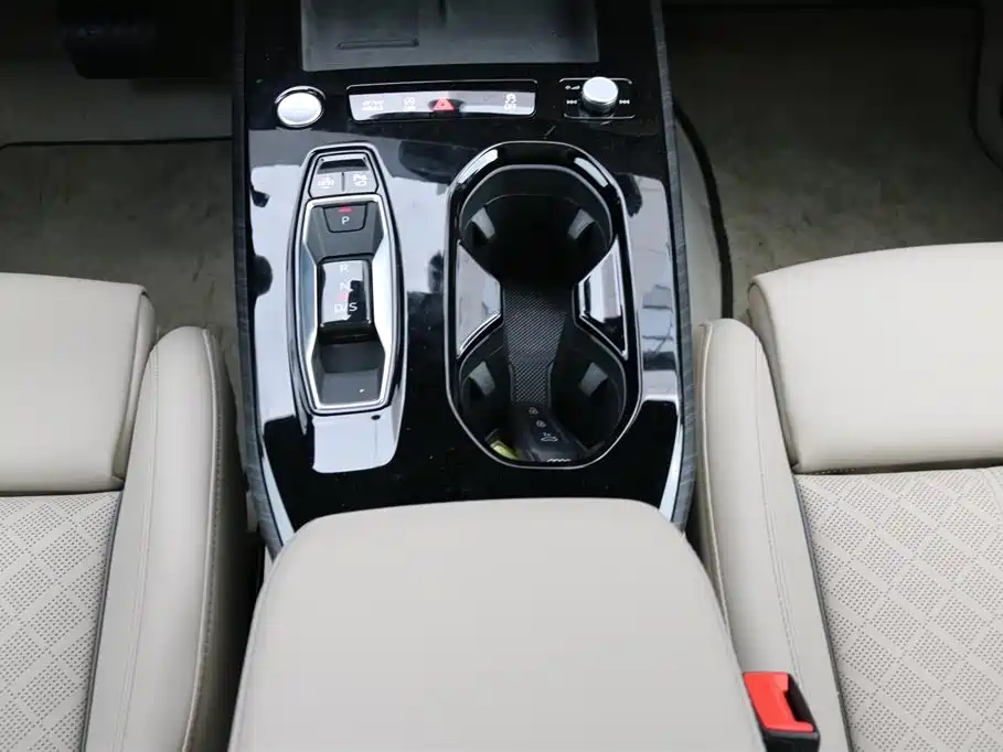 Audi A5L 2026 2.0T Sport Edition фото 8