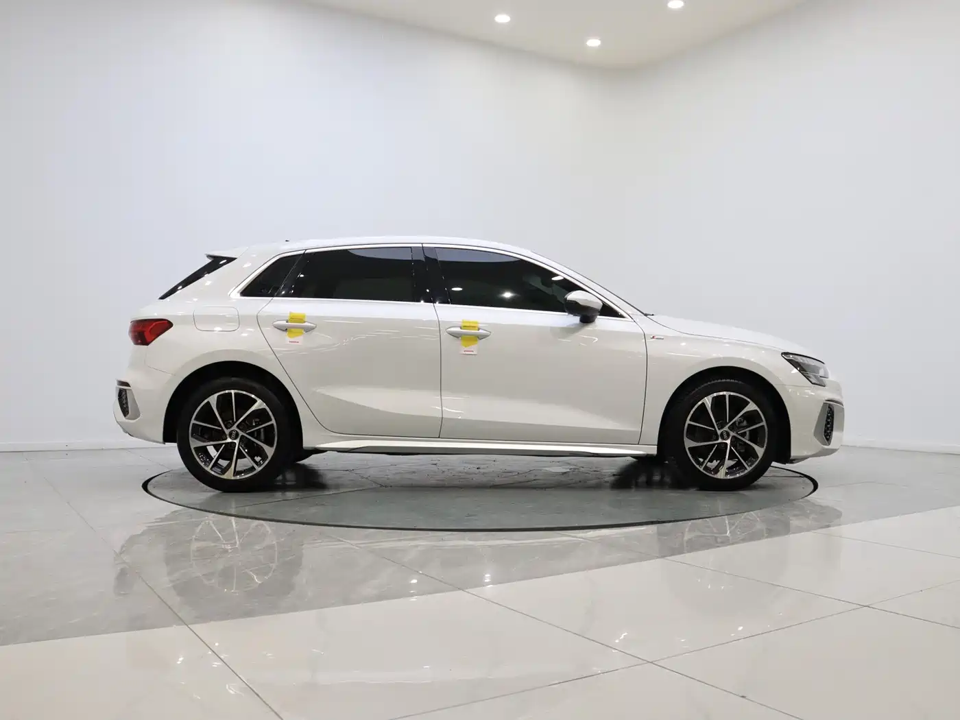 Audi A3 2022 Sportback 35 TFSI Progressive Sport фото 2