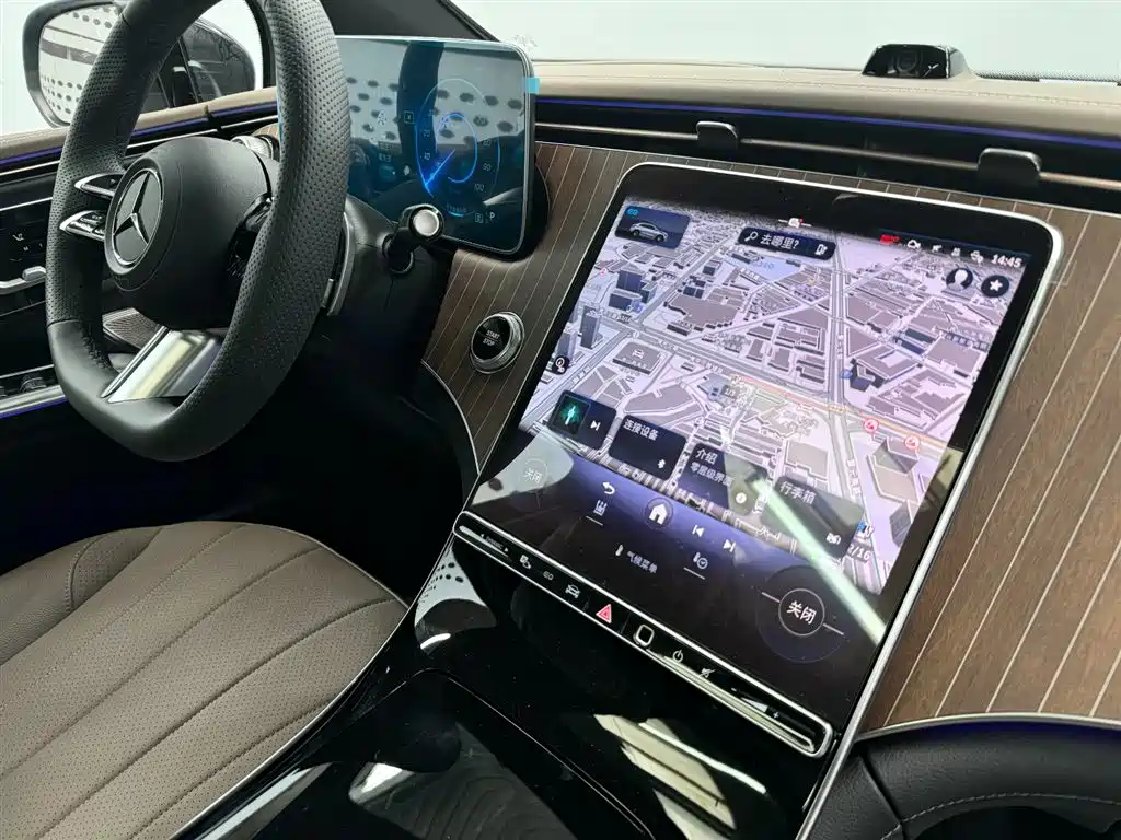 MERCEDES-BENZ EQE SUV