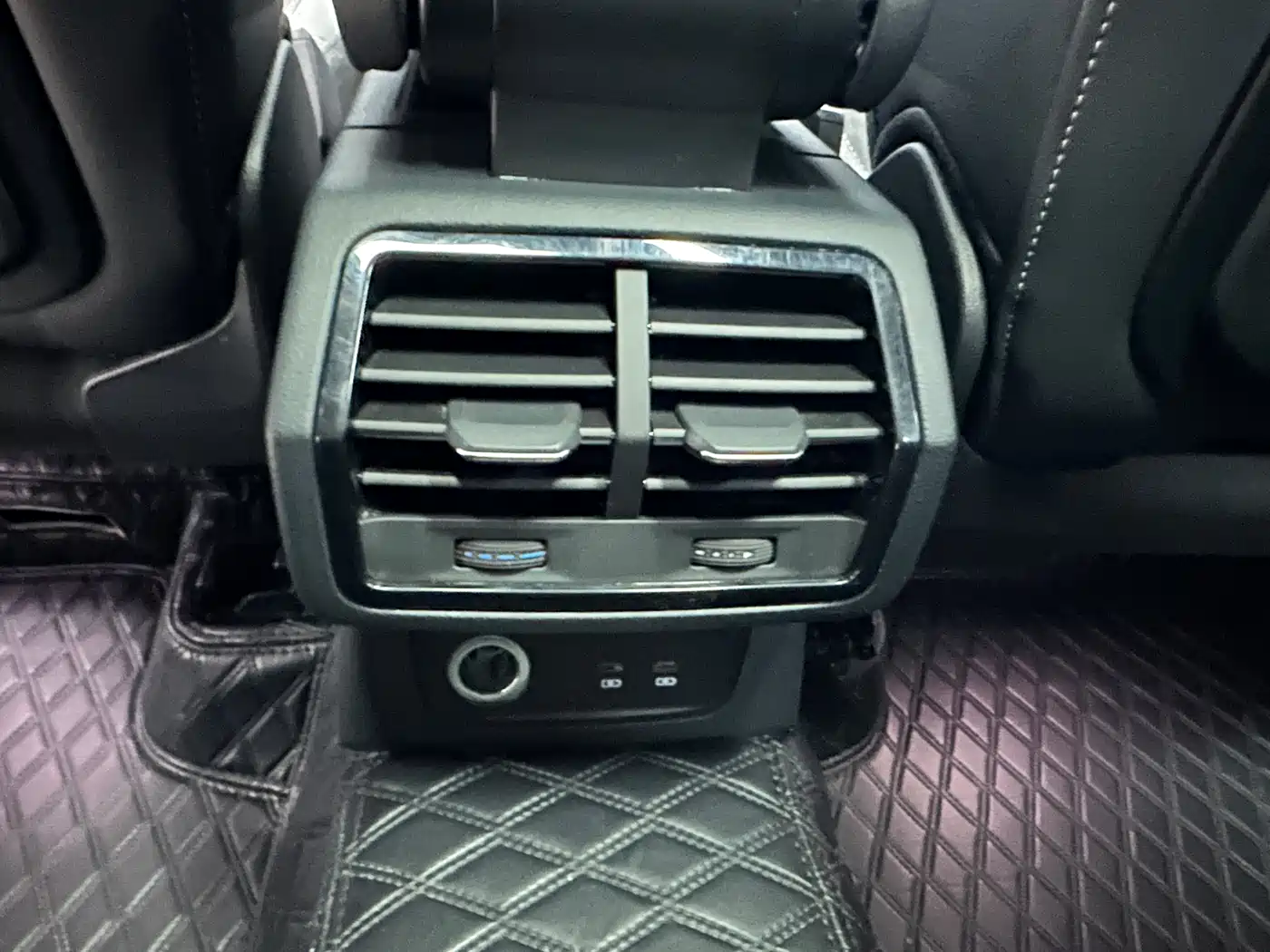 Audi Q3 2022 35 TFSI Fashion Dynamic фото 19