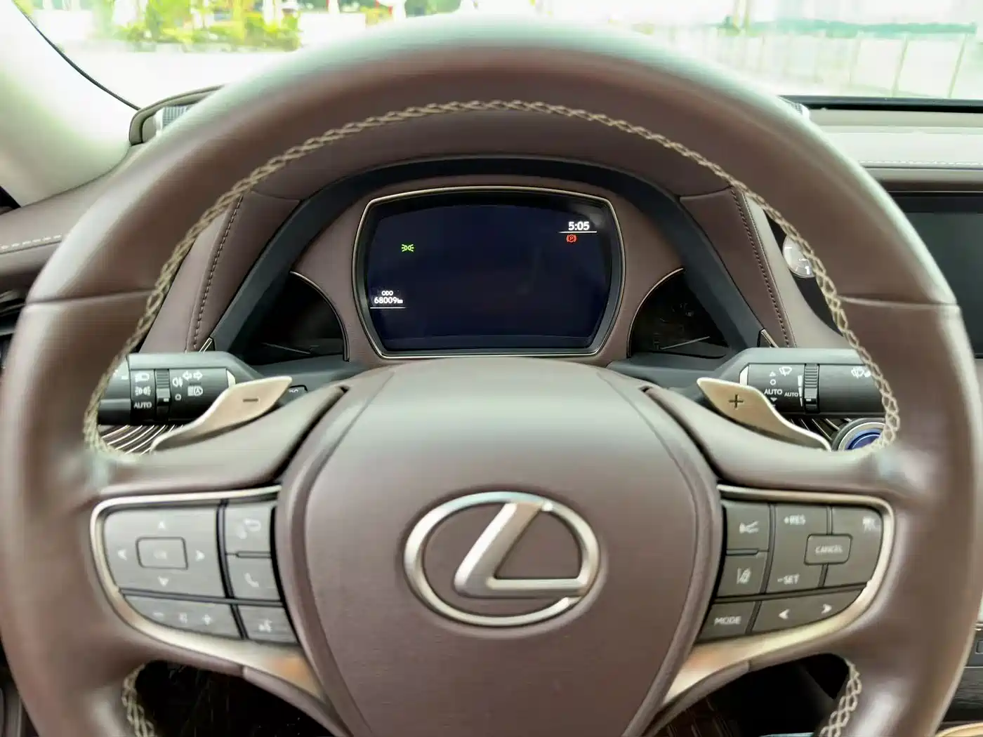 Lexus LS 2020 500h Excellence (China VI) фото 19