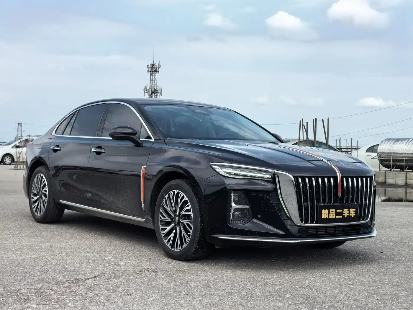 Hongqi H5 2024 2.0T Automatic Smart Connect Flag Smooth Edition фото 2