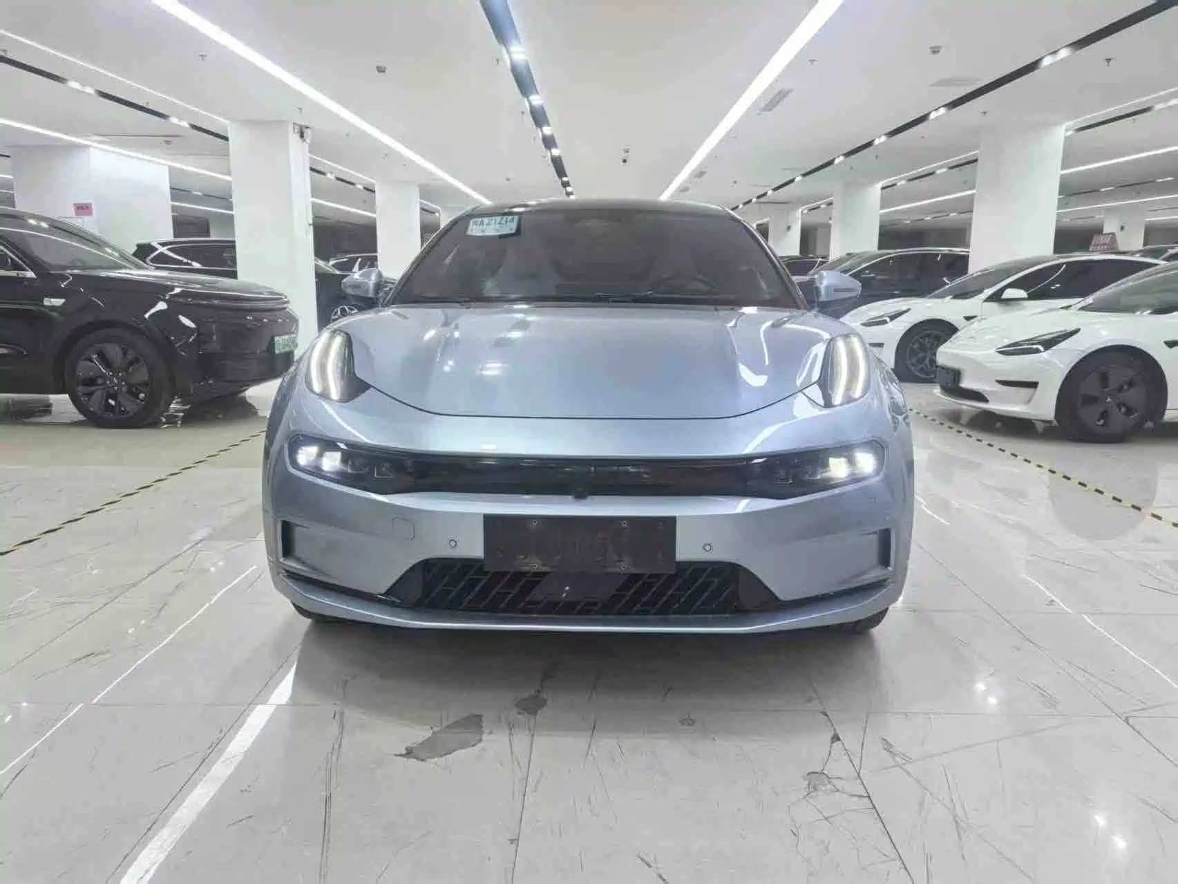 صورة 2 - ZEEKR 001