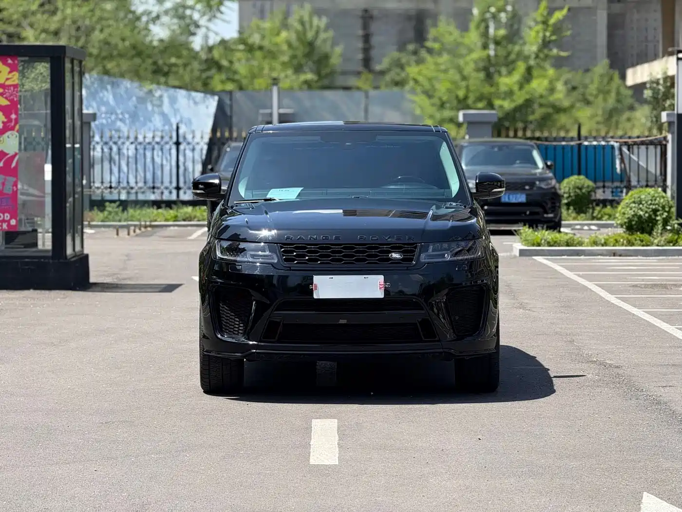 Land Rover Range Rover Sport 2016 Model 3.0 SC V6 SE фото 2