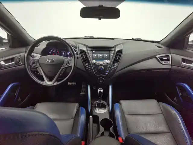Hyundai Veloster 2015 1.6T Automatic Premium Edition — фото 5