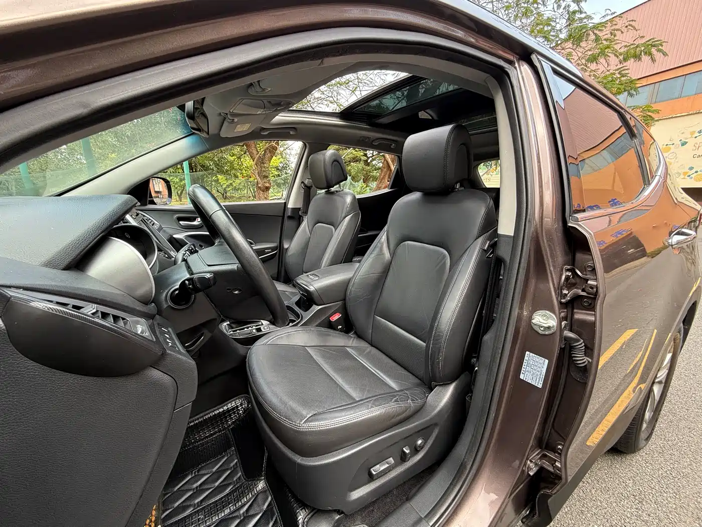 Hyundai Santa Fe 2015 2.4L Automatic 4WD Smart 5-seater фото 9