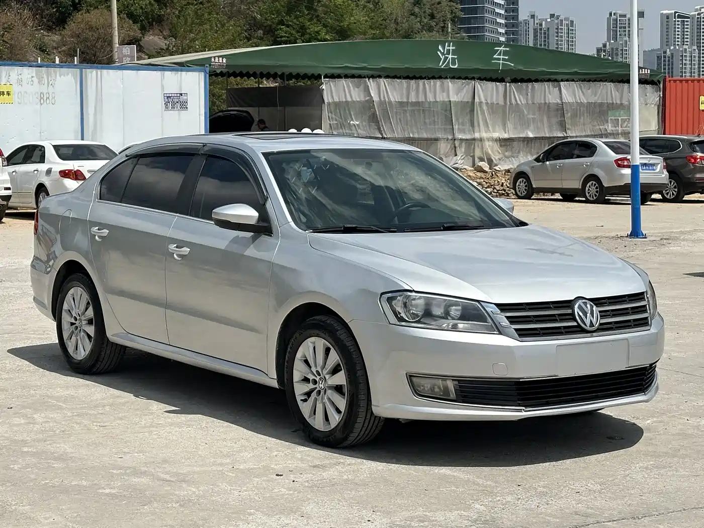 Volkswagen Lavida 2013 Facelift 1.4TSI DSG Comfort фото 2