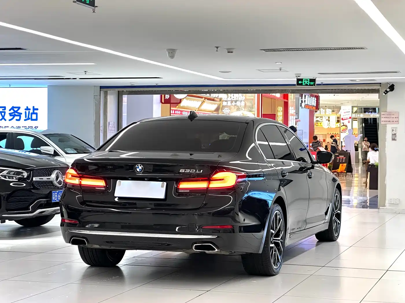 BMW 5 Series 2020 530Li Premium Luxury Package фото 5