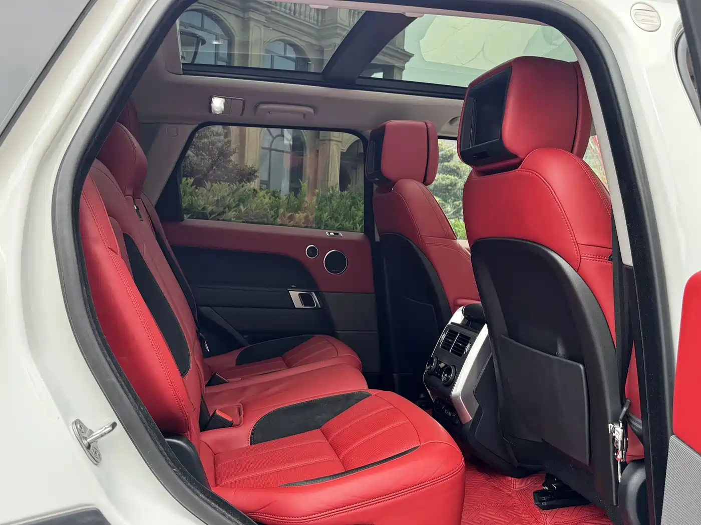 Land Rover Range Rover Sport 2020 3.0 L6 HSE DYNAMIC фото 16