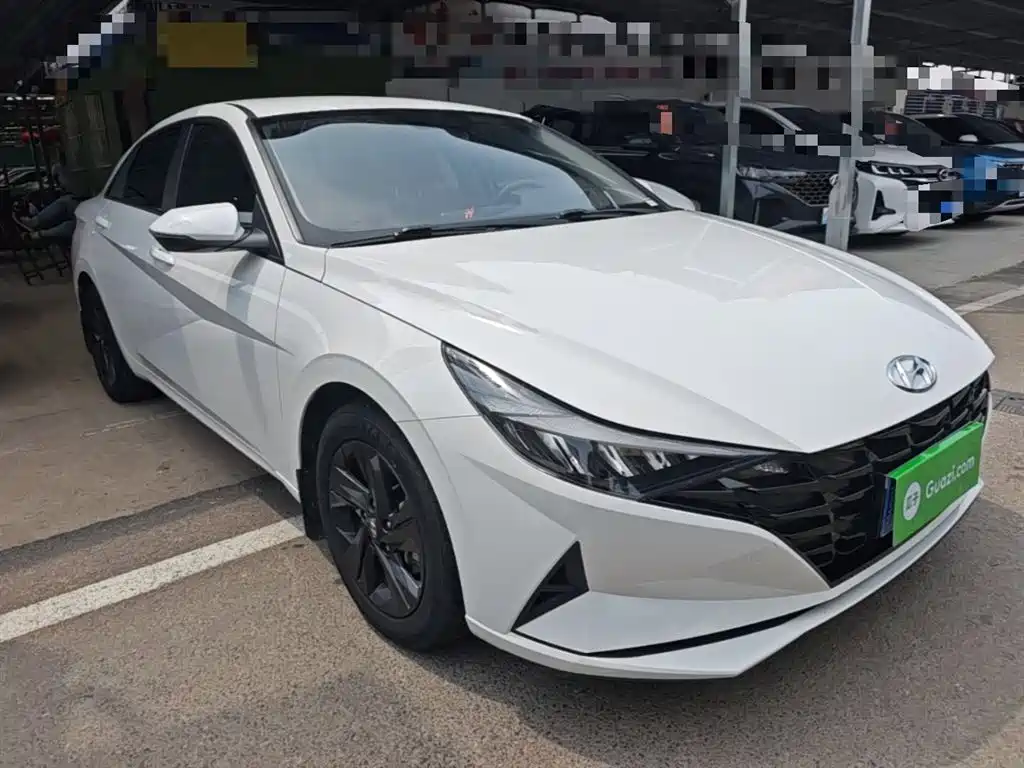 Hyundai Elantra 2022 1.5L CVT GLS Leading Edition фото 4