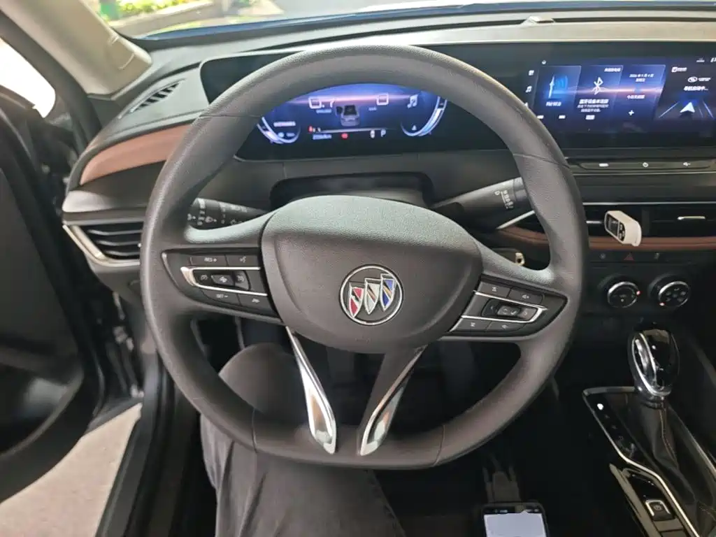 Фото 11 - Buick Verano