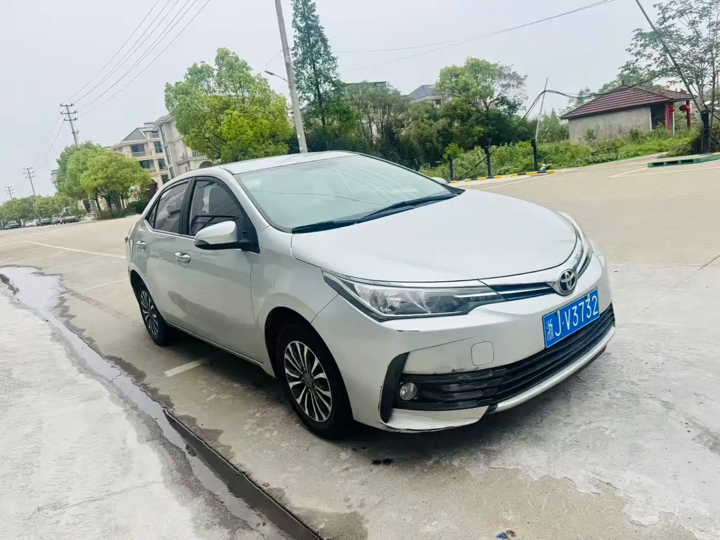 Toyota Corolla 2017 Facelift 1.2T S-CVT GL фото 3