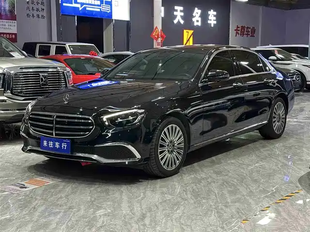 MERCEDES-BENZ E CLASS