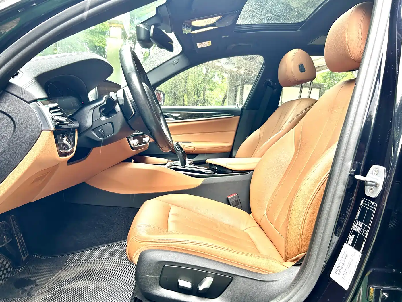 BMW 5 Series 2019 530Li Leading M Sport Package фото 12