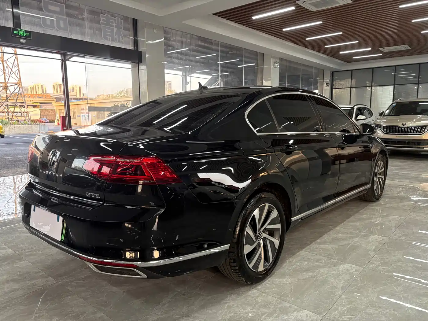 Volkswagen Magotan GTE Plug-in Hybrid 2022 GTE Luxury фото 3