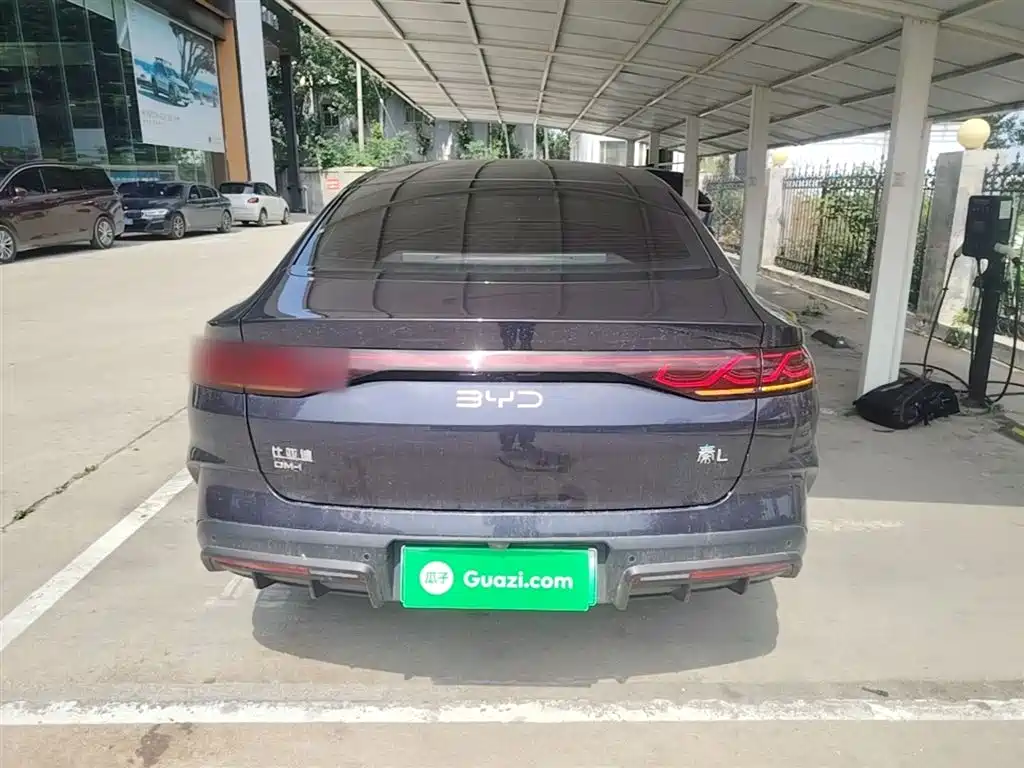 BYD Qin L 2024 DM-i 80KM Superior фото 6