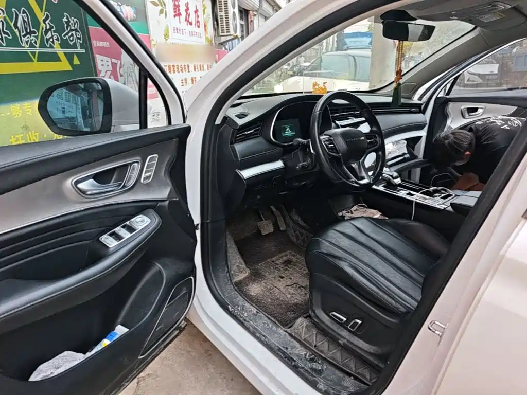 Фото 16 - Roewe RX5 MAX