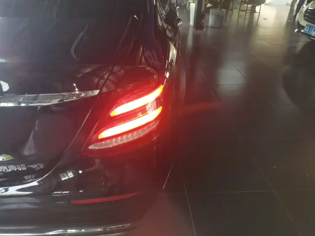 Mercedes-Benz E-Class 2020 Facelift E 260 L фото 8