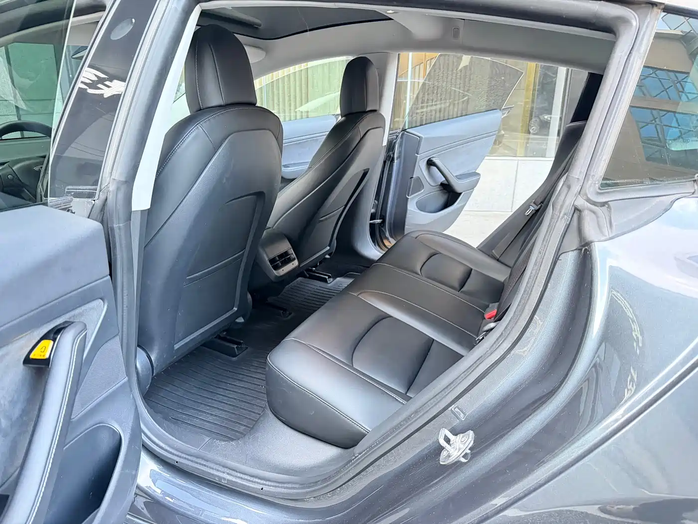 Tesla Model 3 2020 2020 Standard Range Rear-Wheel Drive Upgrade