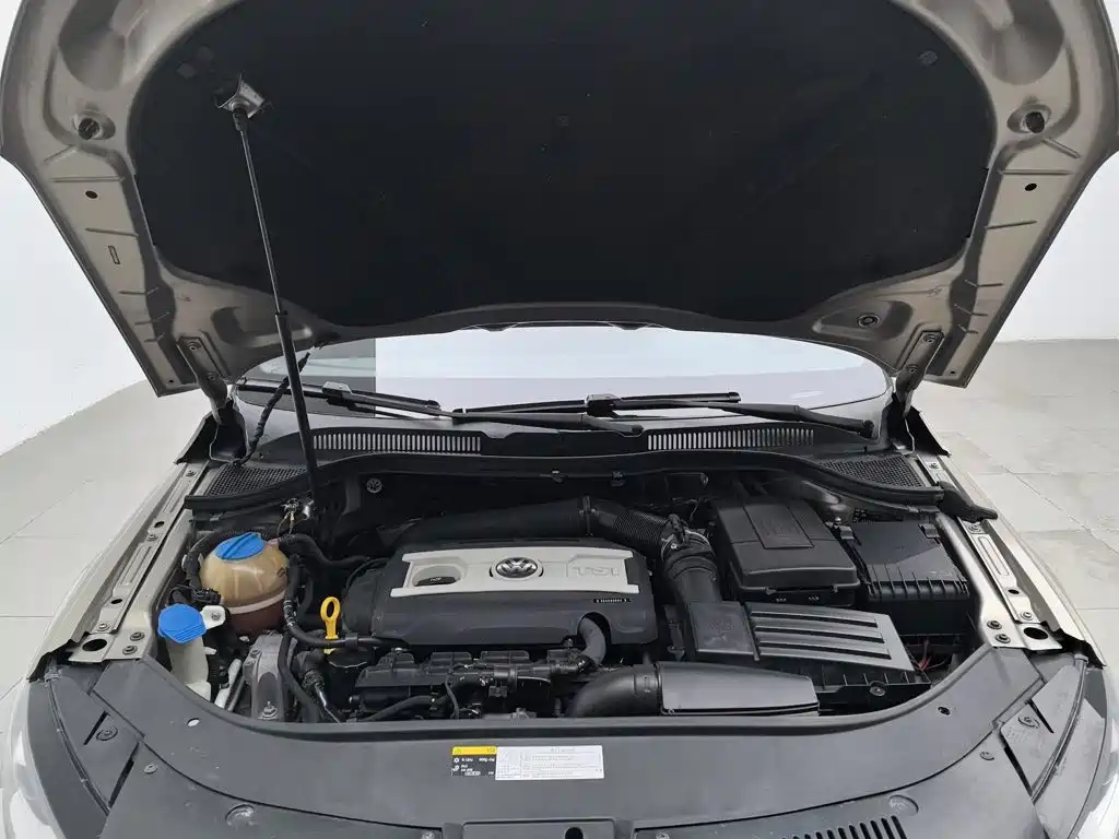 Photo 6 - Volkswagen CC