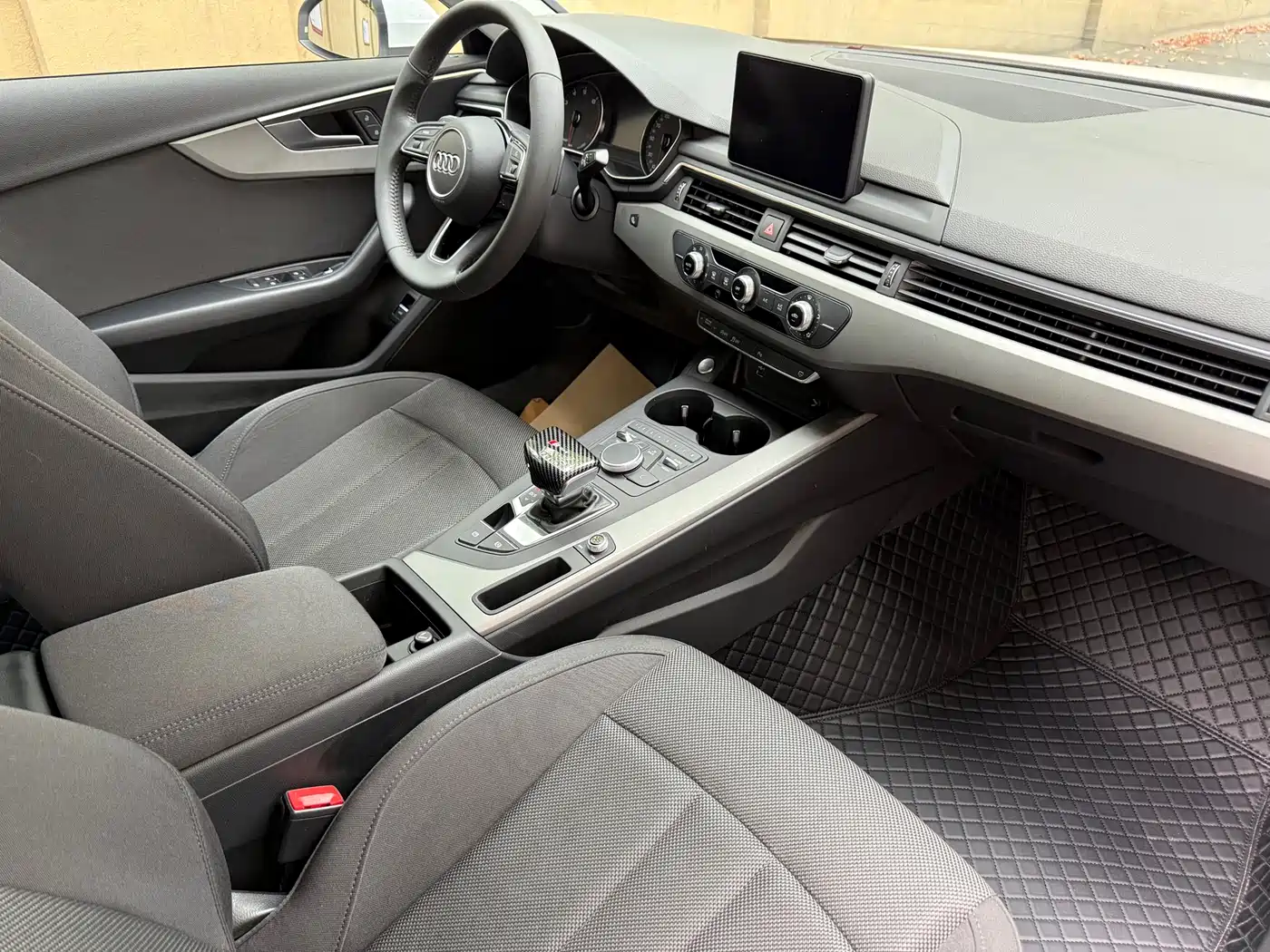 Audi A4L 2018 30th Anniversary 40 TFSI Progressive фото 6