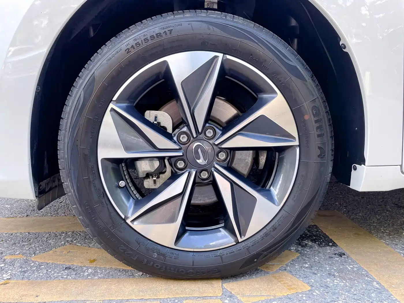 GAC TRUMPCHI TRUMPCHI M6