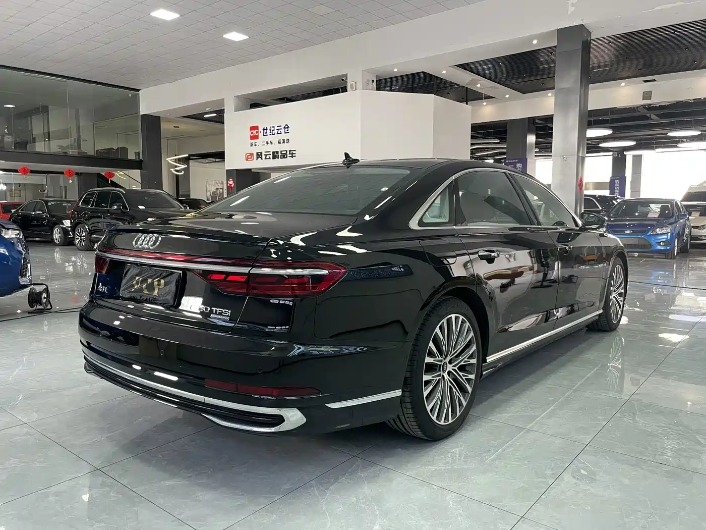 2025 Audi A8