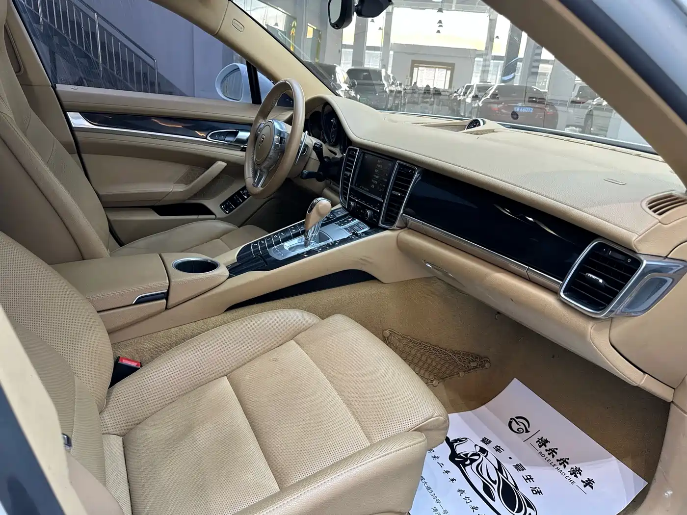 Porsche Panamera 2014 Panamera 3.0T фото 20
