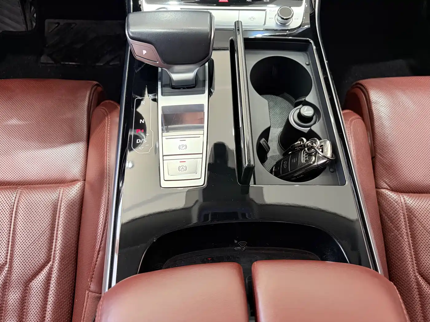 Audi A8 2018 A8L 55 TFSI quattro Luxury фото 16
