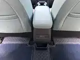 Фото 20 - Geely Geometry E Firefly