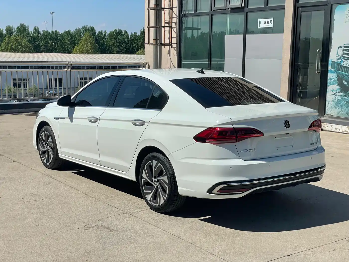 Volkswagen Bora 2023 280TSI DSG Prestige Edition фото 6