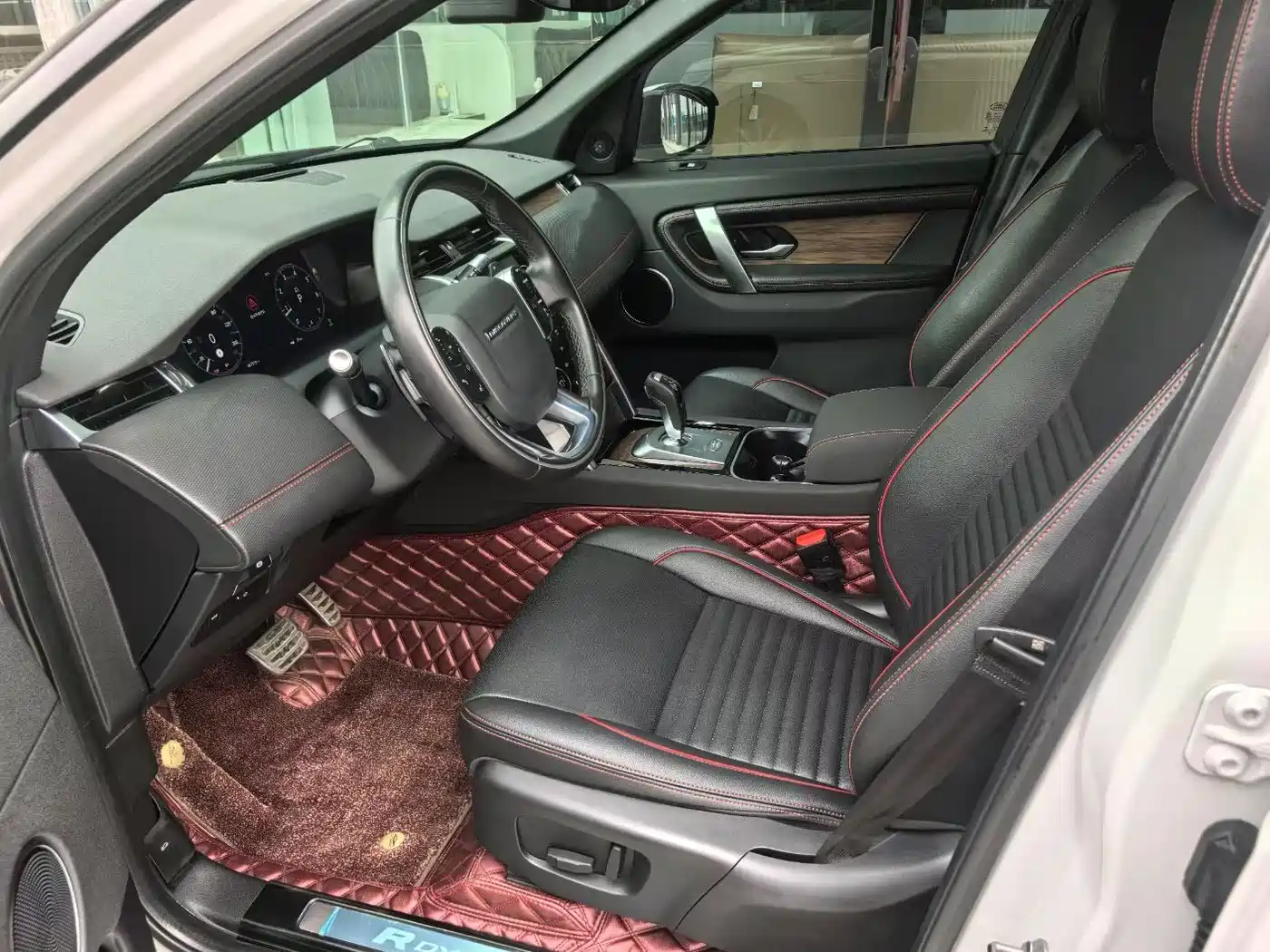 Land Rover Discovery Sport 2020 249PS R-Dynamic Performance фото 6