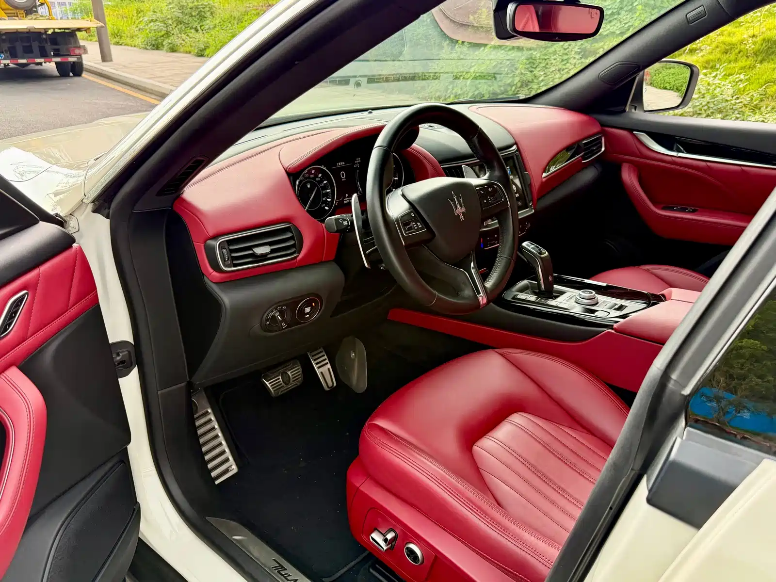 صورة 12 - Maserati Levante