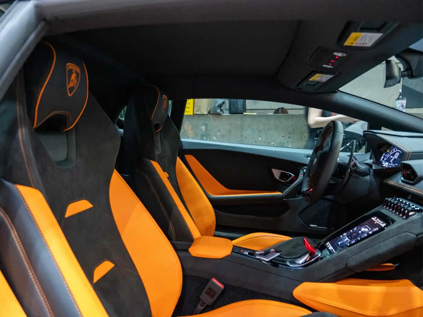 LAMBORGHINI HURACÁN