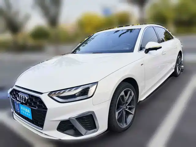 Audi A4L 2022 40 TFSI Fashion Dynamic — фото 1