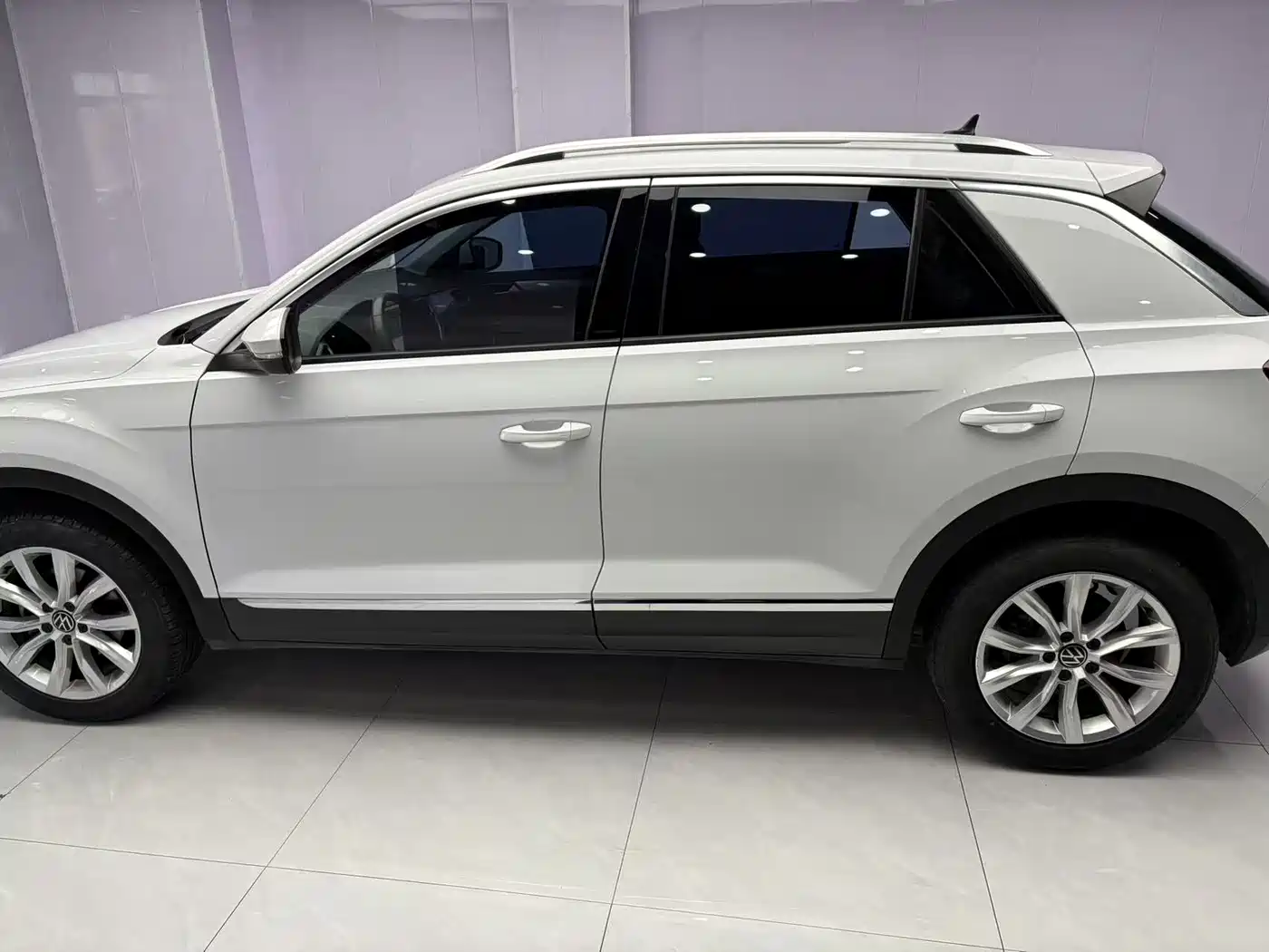 Volkswagen T-ROC 2022 280TSI DSG 2WD Elite PLUS фото 4