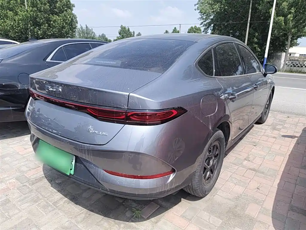 BYD Qin PLUS 2025 DM-i Smart Drive 55KM Leader фото 7
