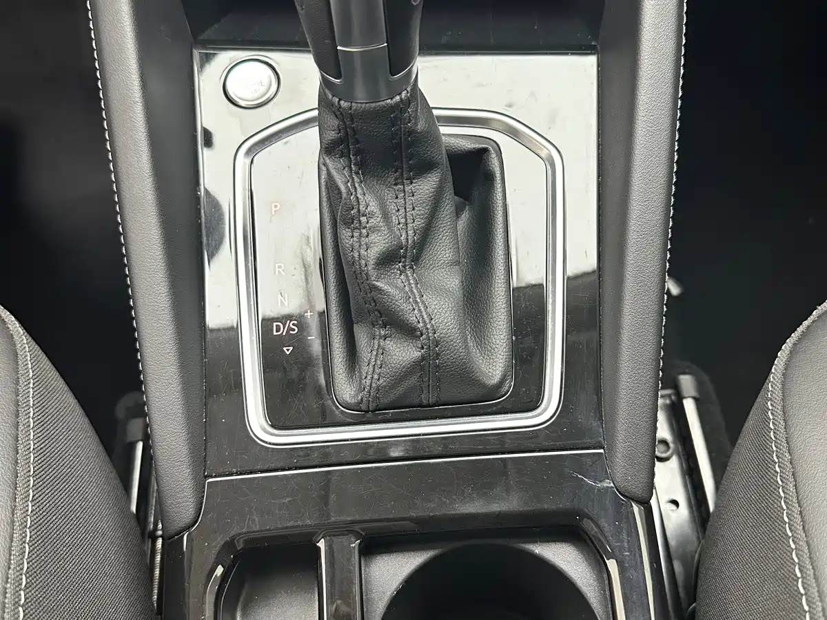 Фото 15 - Jetta VS5