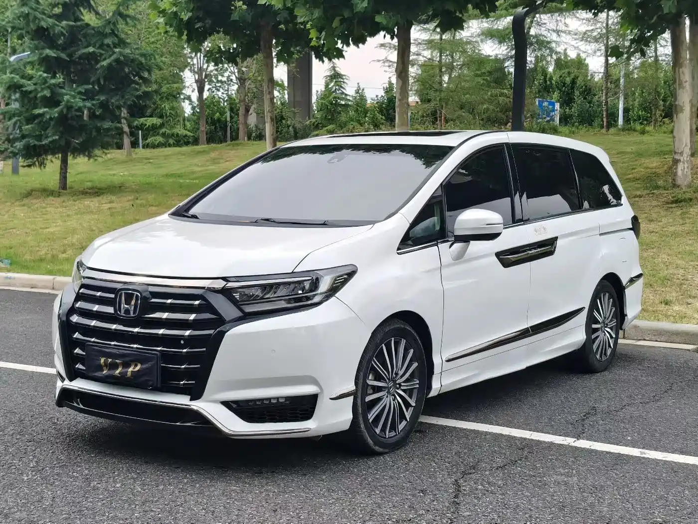 Honda Elysion 2022 2.0L e:HEV Supreme Edition