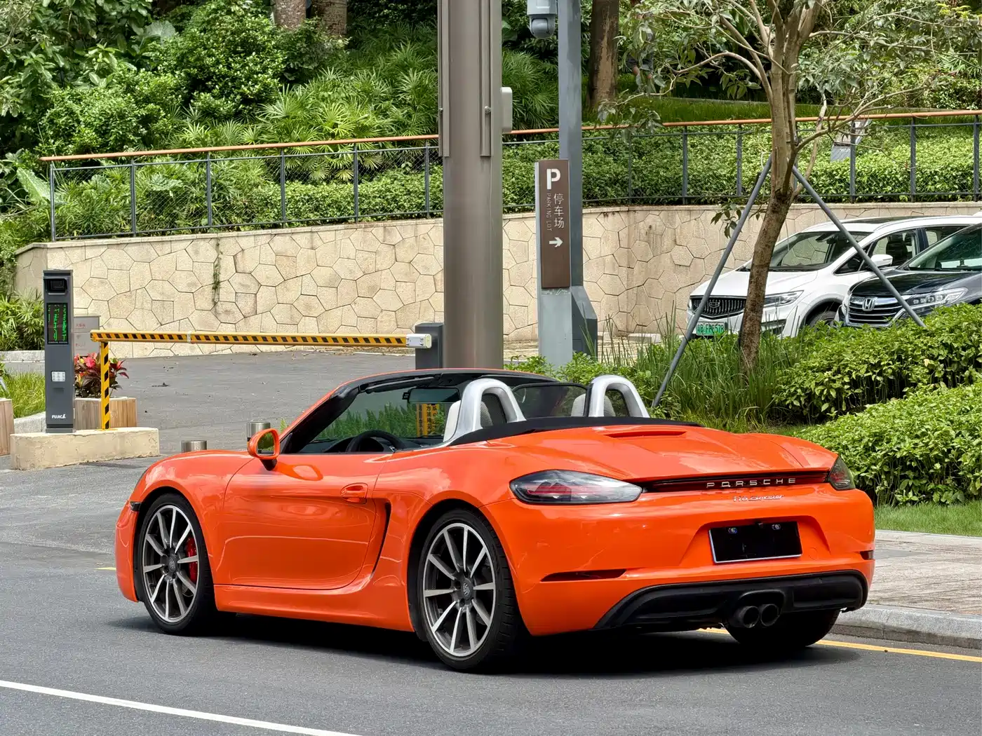 Porsche Boxster 2013 2013 Boxster 2.7L