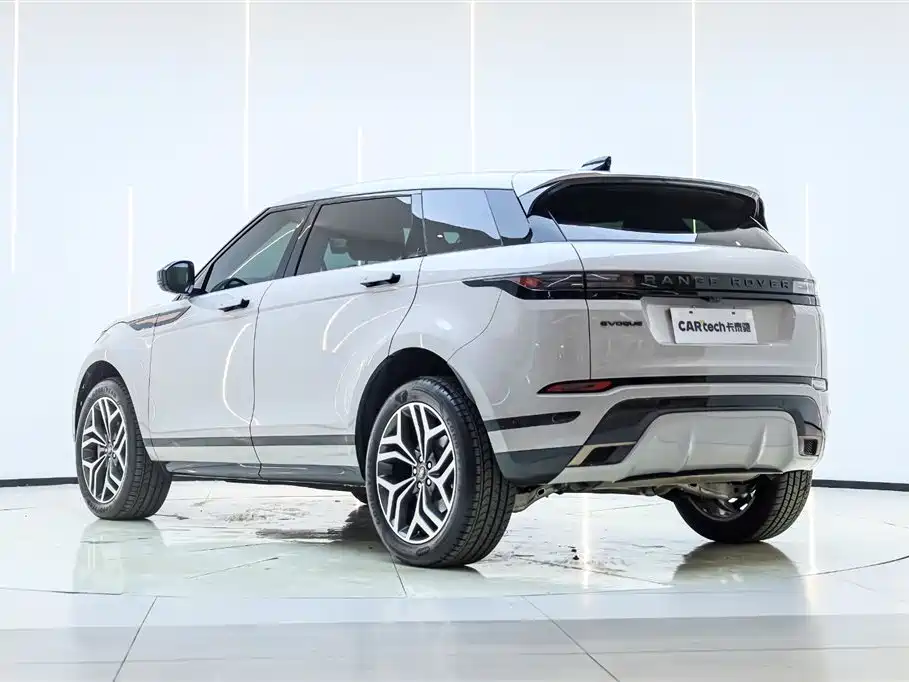 Land Rover Range Rover Evoque 2026 Range Rover Evoque L SE фото 8